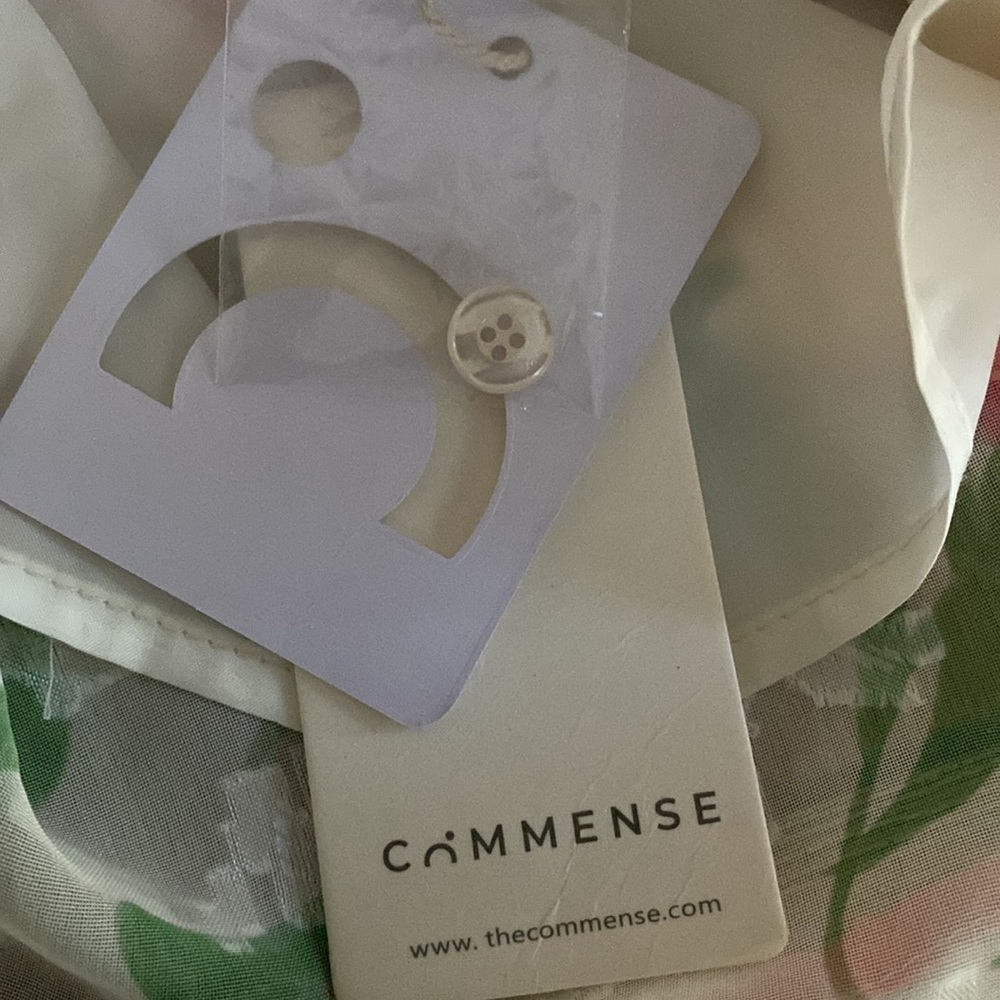 Commense Cream, Rose and Green Floral Dress XS NWT - Picture 14 of 16